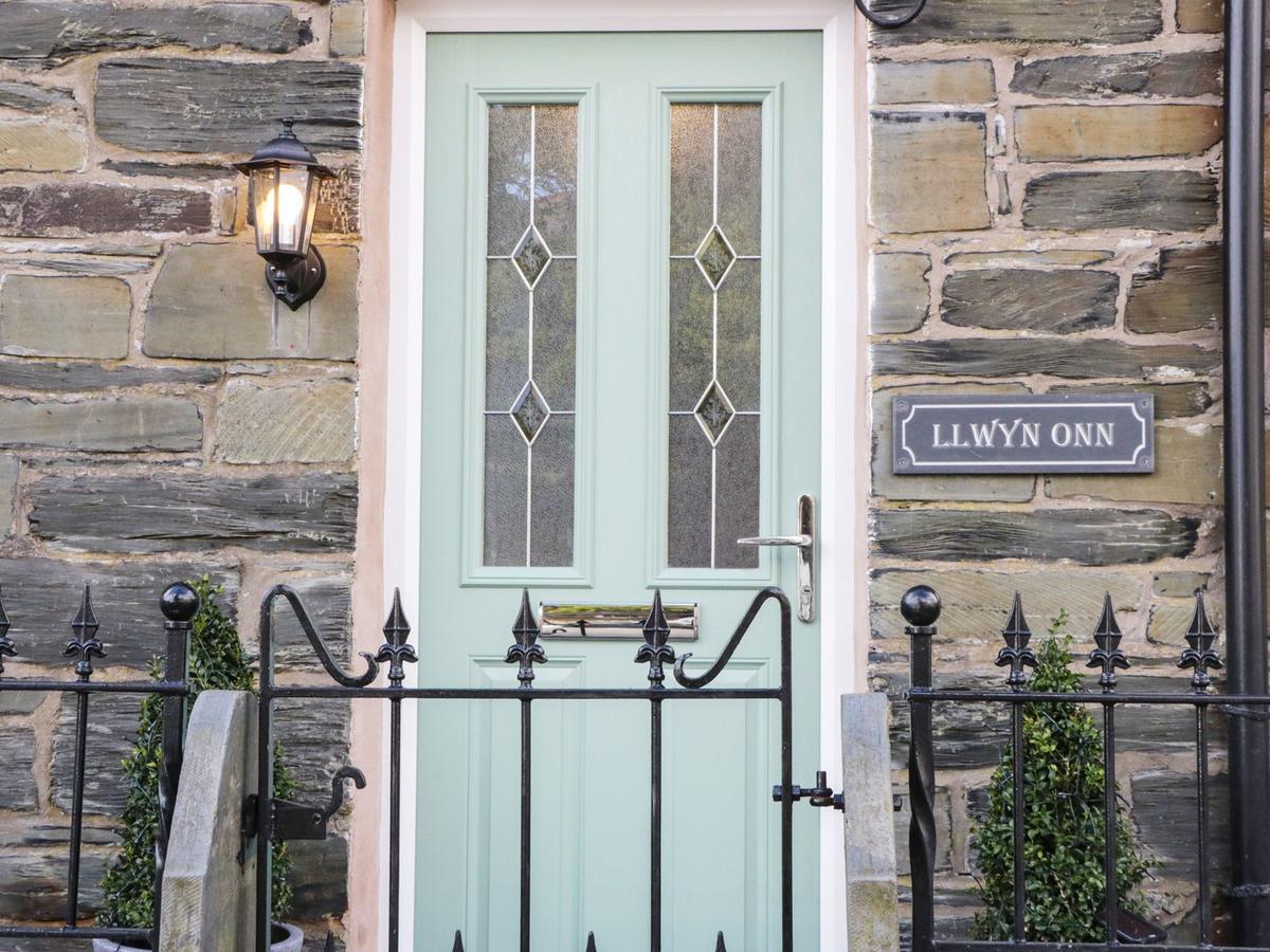 Llwyn Onn Villa Dolwyddelan Exterior photo